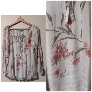 ambra Made in Italy Silk floral print tie front blouse Size Medium